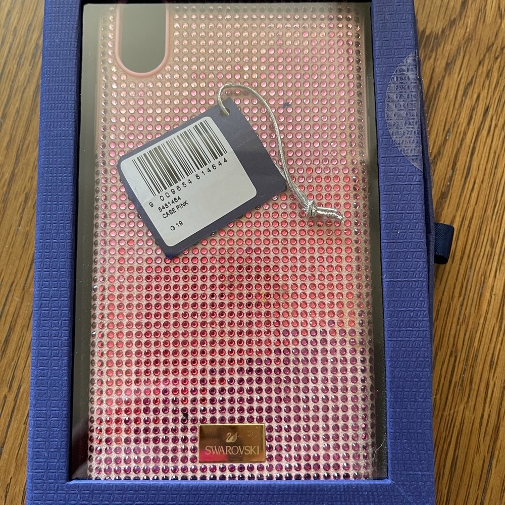 Swarovski iPhone XS Max case like new